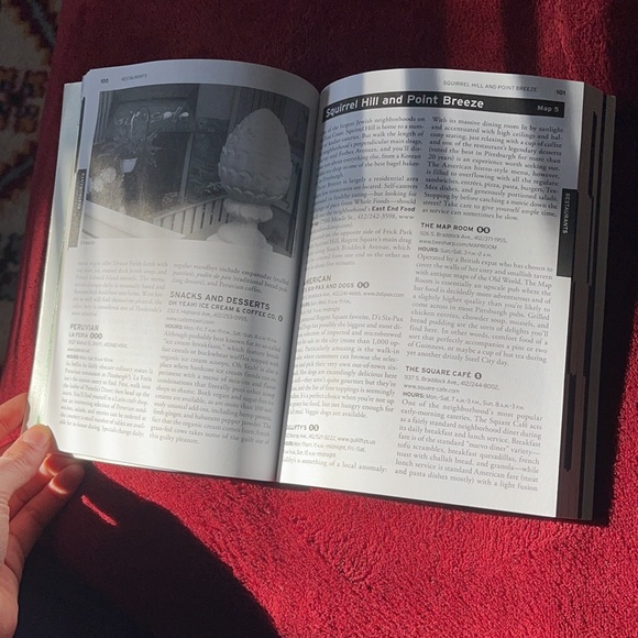 Barely used Pittsburgh handbook - Picture 3 of 3